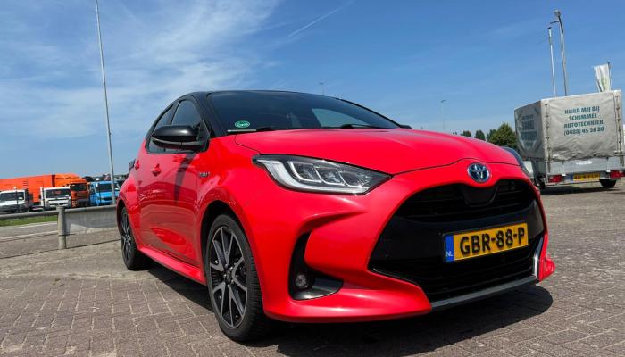 Yaris-1.5-hybrid-Launch-edition
